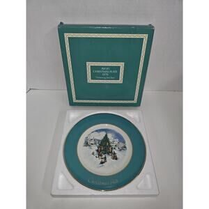 Avon Vintage Christmas Plate 1978 Trimming The Tree Enoch Wedgwood England